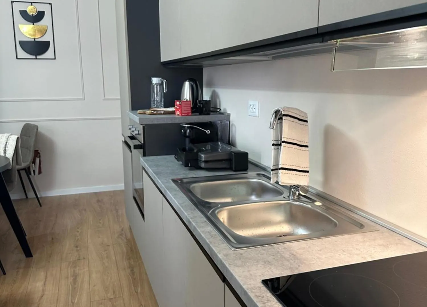 Sisi Apartment Τίρανα 0*,  Αλβανία