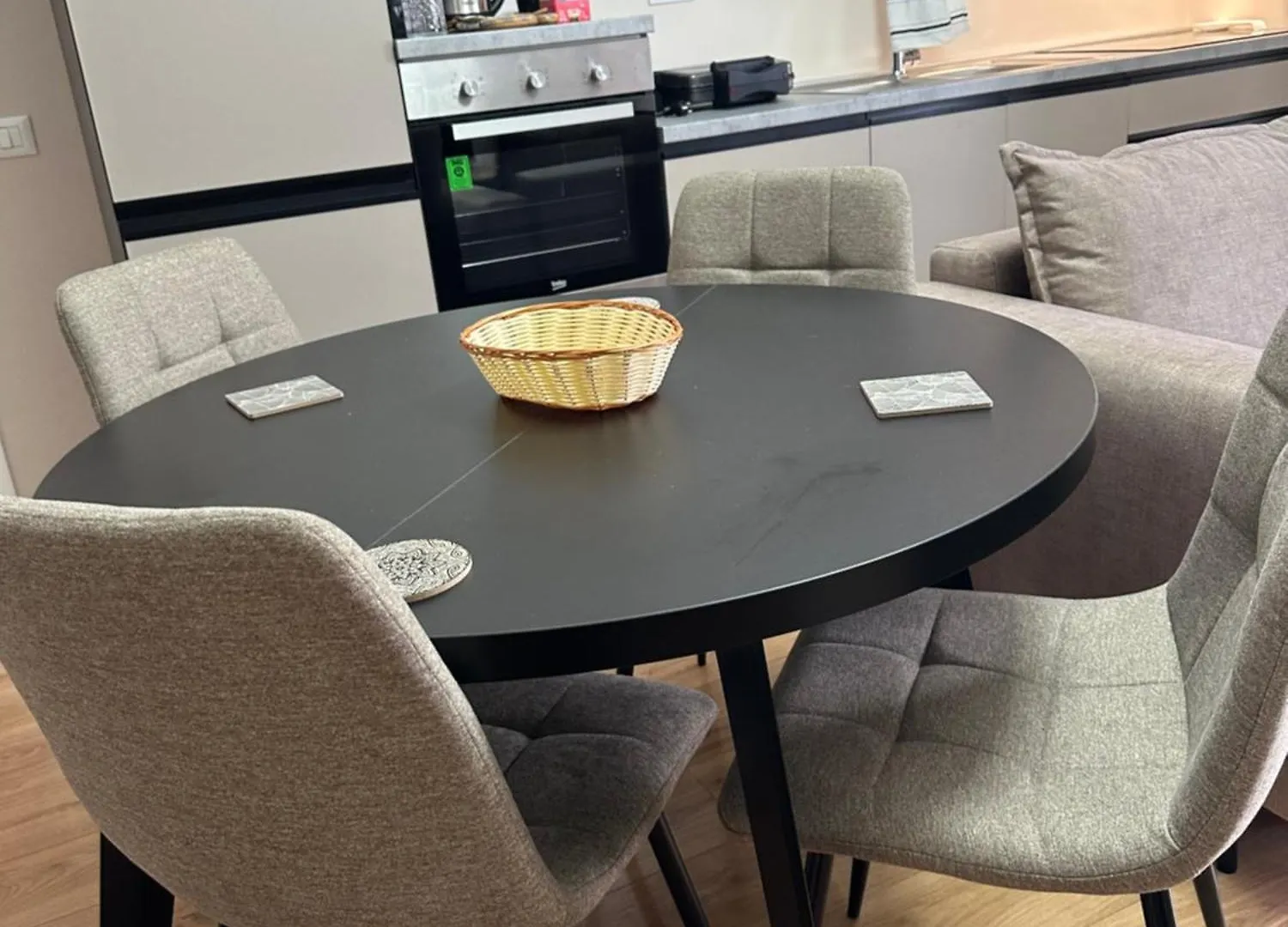 Sisi Apartment Τίρανα