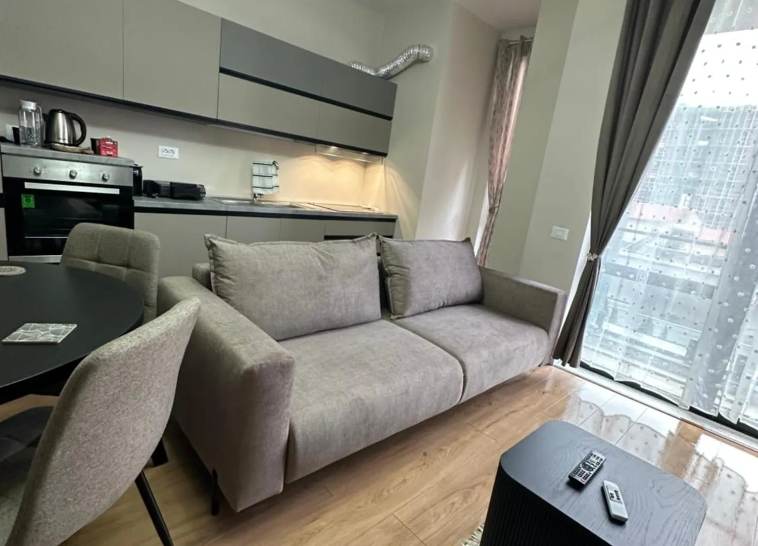 Sisi Apartment Τίρανα